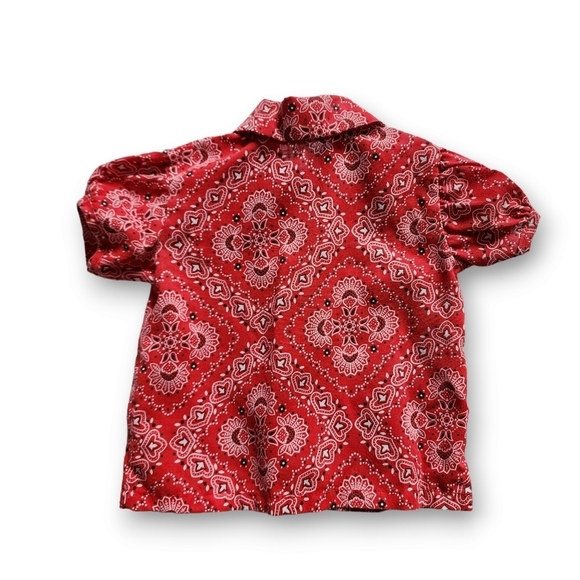 VINTAGE x 70s Infant button up shirt in Red Paisley print - Picture 2 of 7
